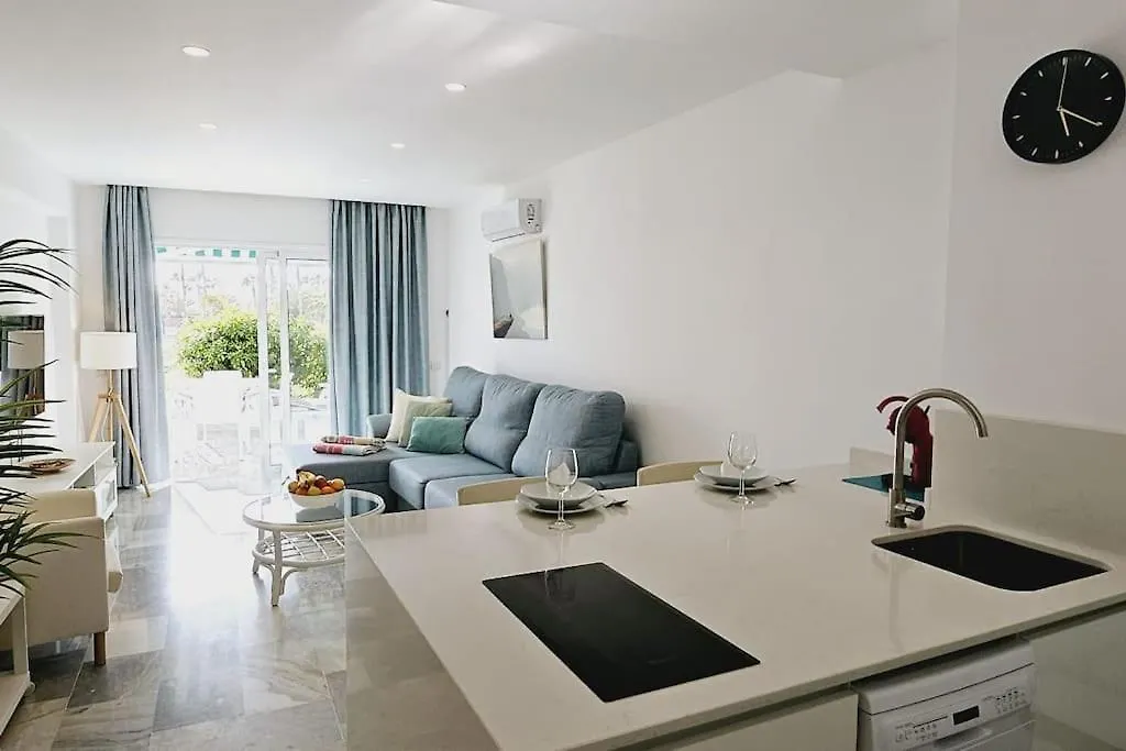 אדחה Altamira Paradise דירה